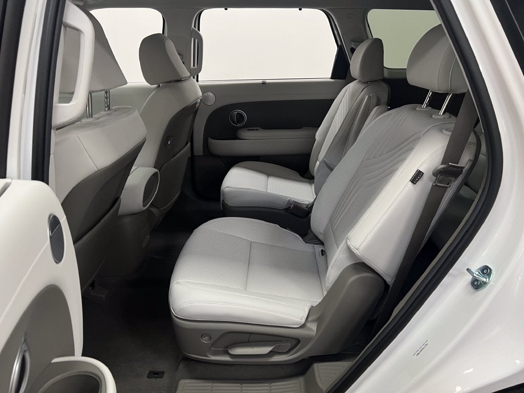 2027 Hyundai Palisade Hybrid Blue SEL 7 Passenger