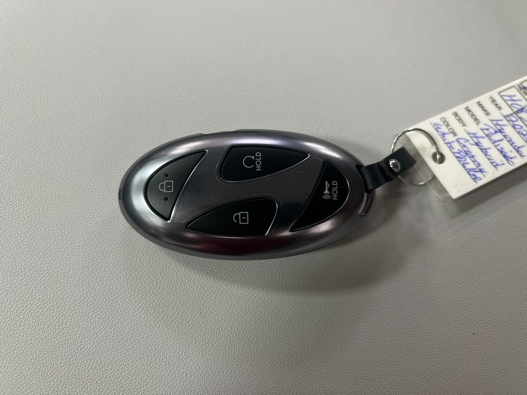 2026 Hyundai Palisade Hybrid Blue SEL 8 Passenger