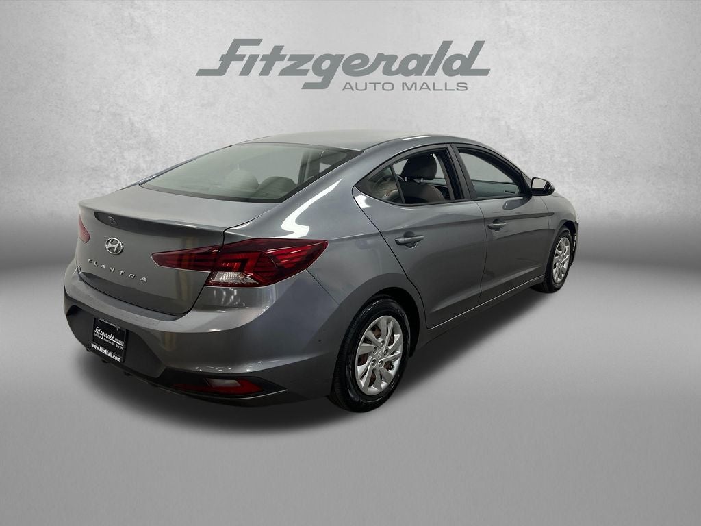 2019 Hyundai Elantra SE