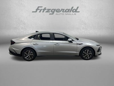 2026 Hyundai Sonata Hybrid Blue