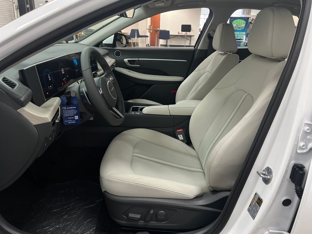 2026 Hyundai Sonata Hybrid SEL