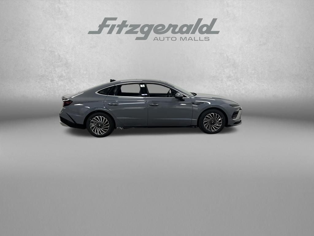 2026 Hyundai Sonata Hybrid Limited
