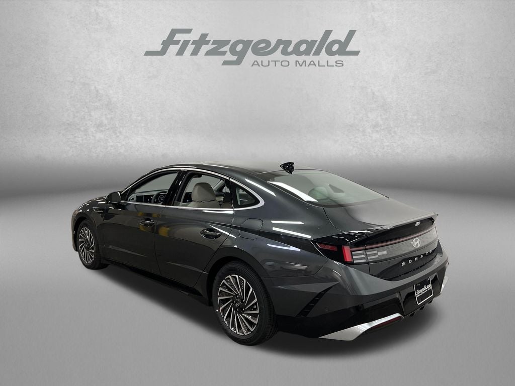 2026 Hyundai Sonata Hybrid Limited