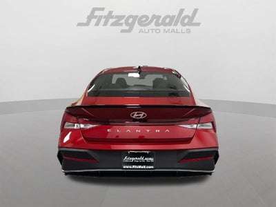2025 Hyundai Elantra SEL Sport