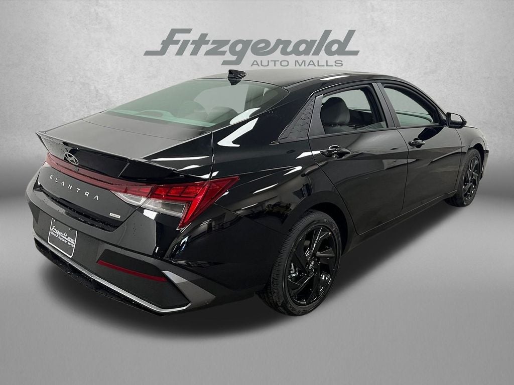 2026 Hyundai Elantra Hybrid SEL Sport