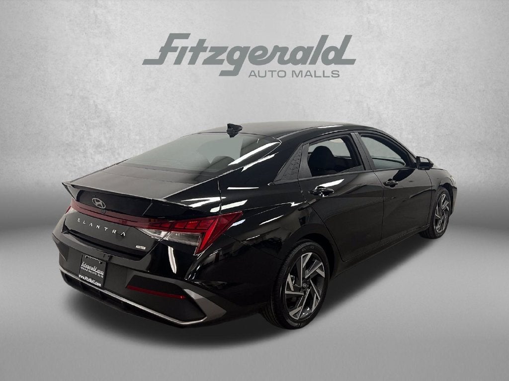 2025 Hyundai Elantra Hybrid SEL Sport
