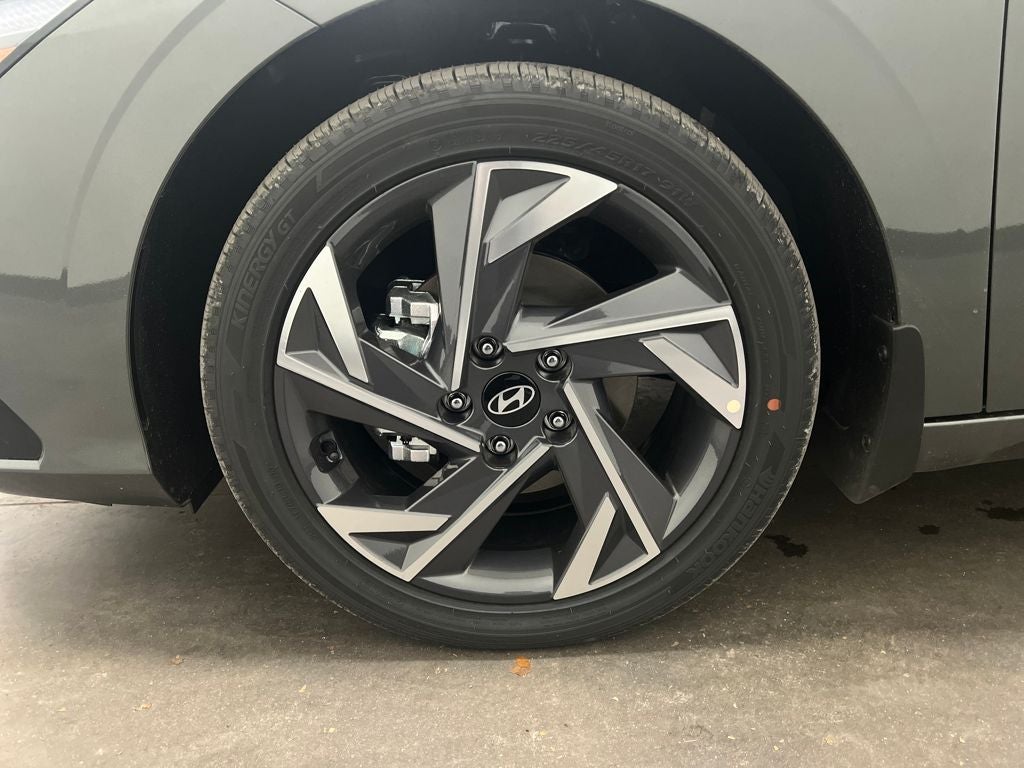 2026 Hyundai Elantra Hybrid Limited