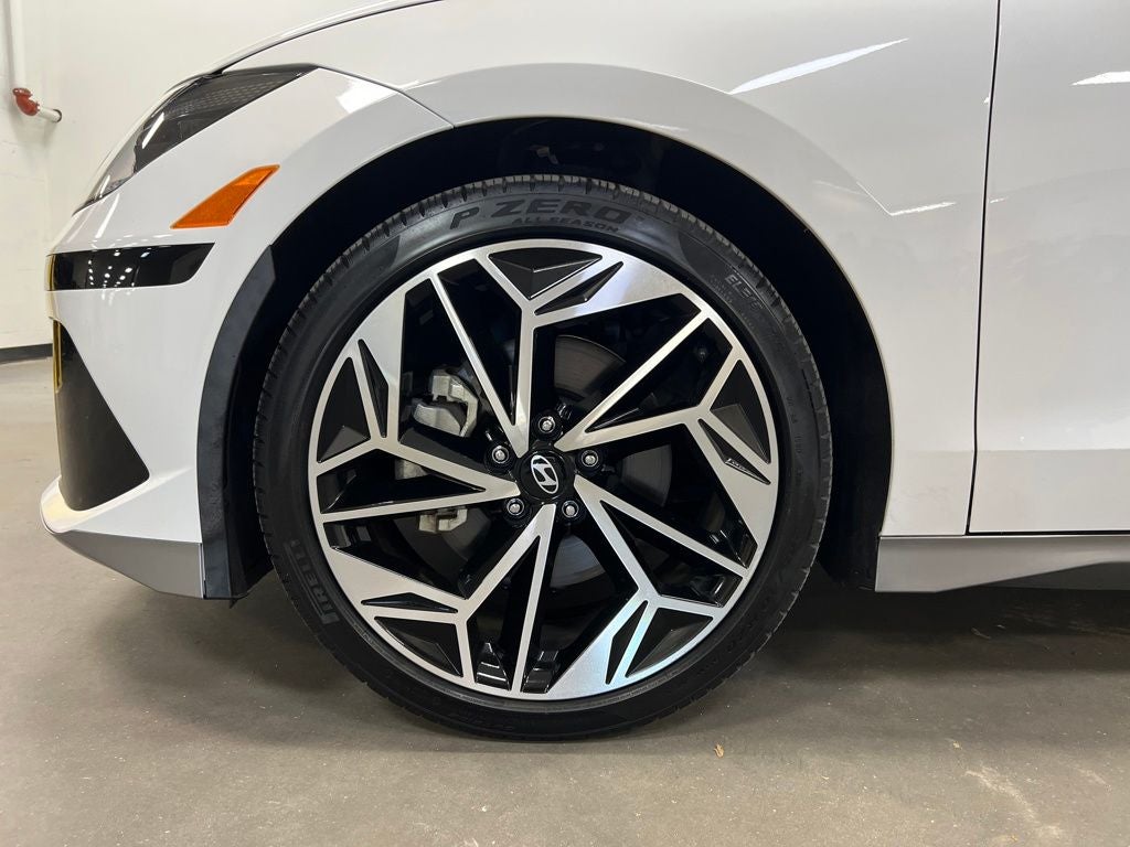 2023 Hyundai IONIQ 6 SEL