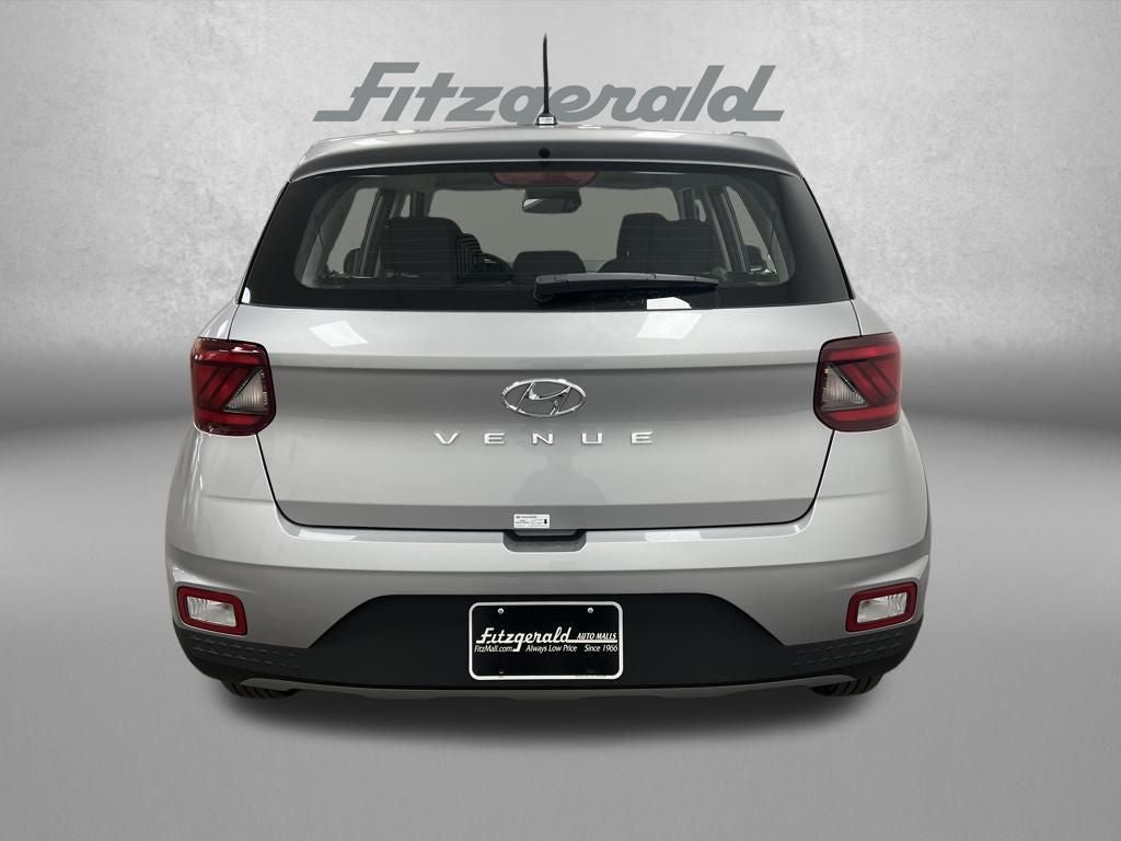 2026 Hyundai Venue SE