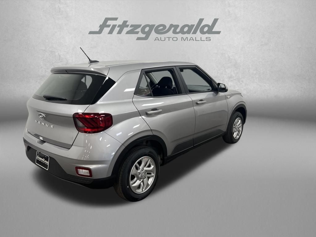 2026 Hyundai Venue SE