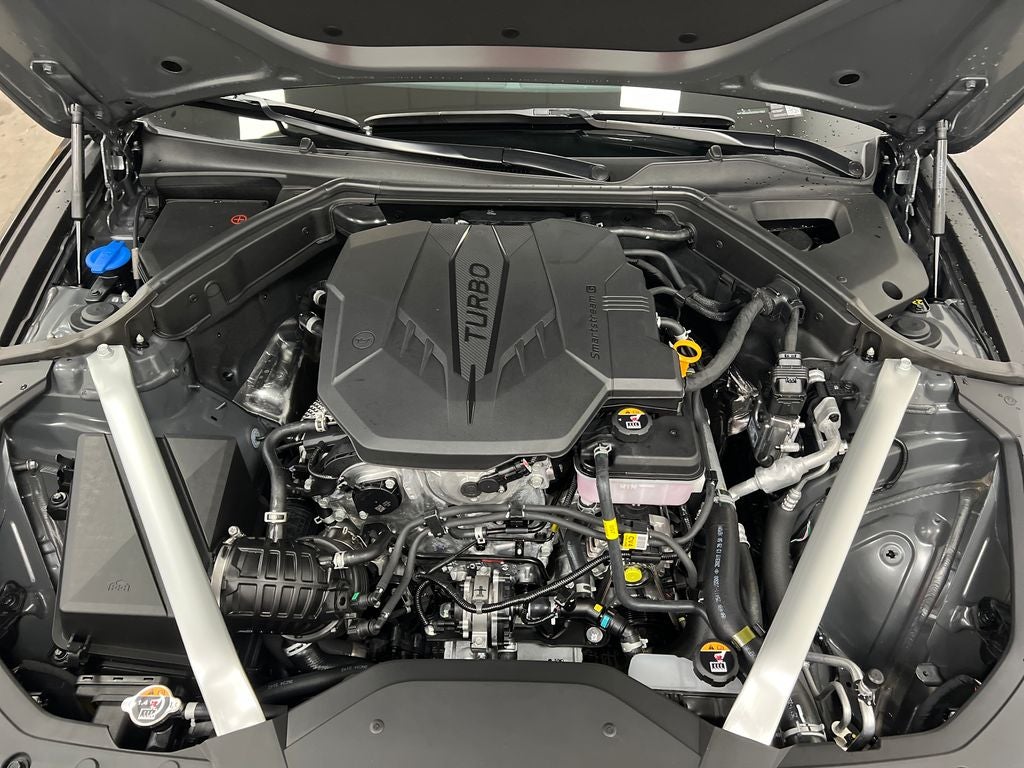 2026 Genesis G70 2.5T Prestige