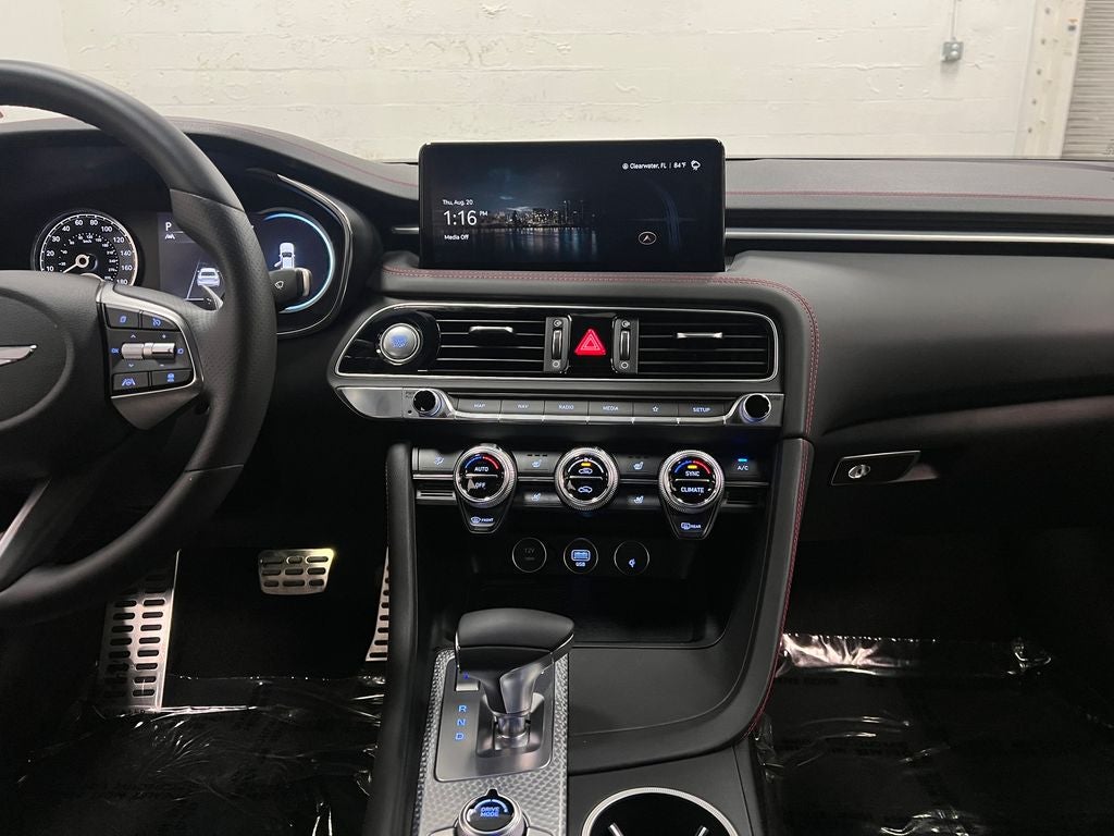 2023 Genesis G70 2.0T
