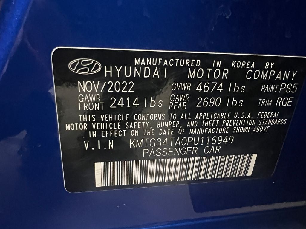 2023 Genesis G70 2.0T