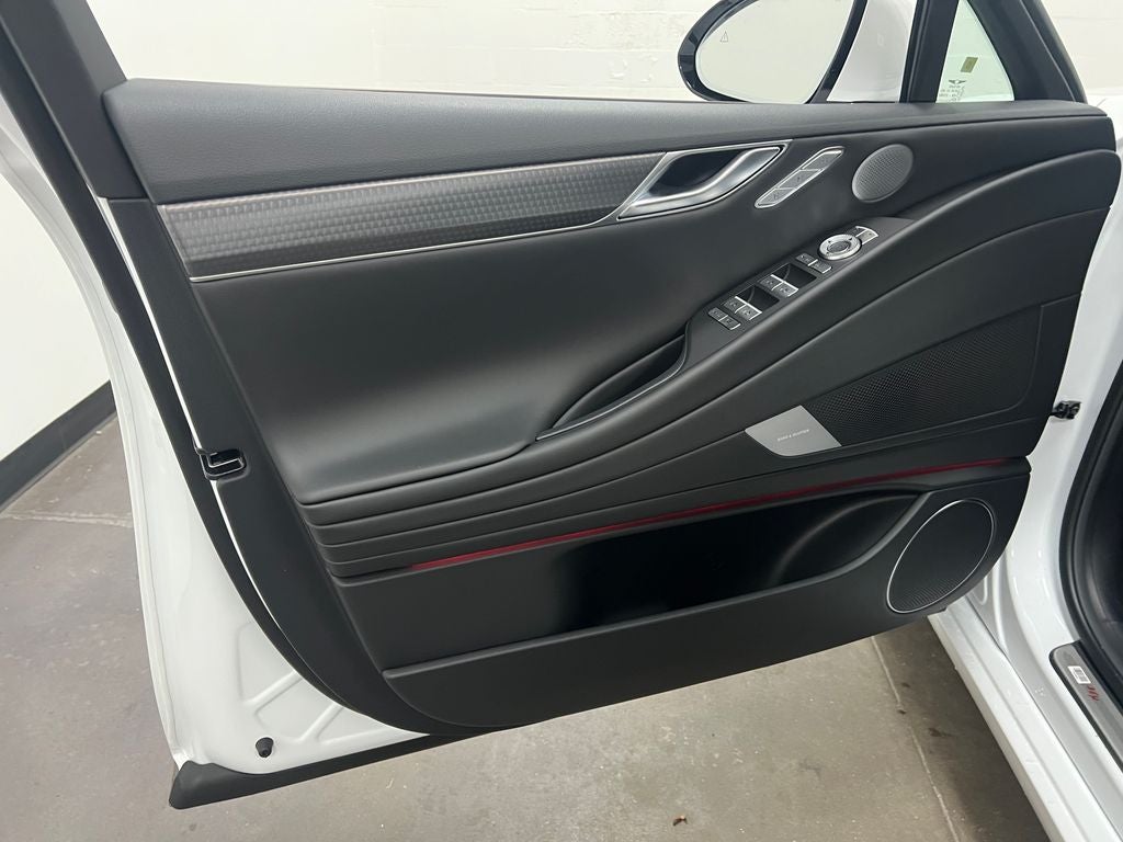 2027 Genesis G80 2.5T Sport Prestige