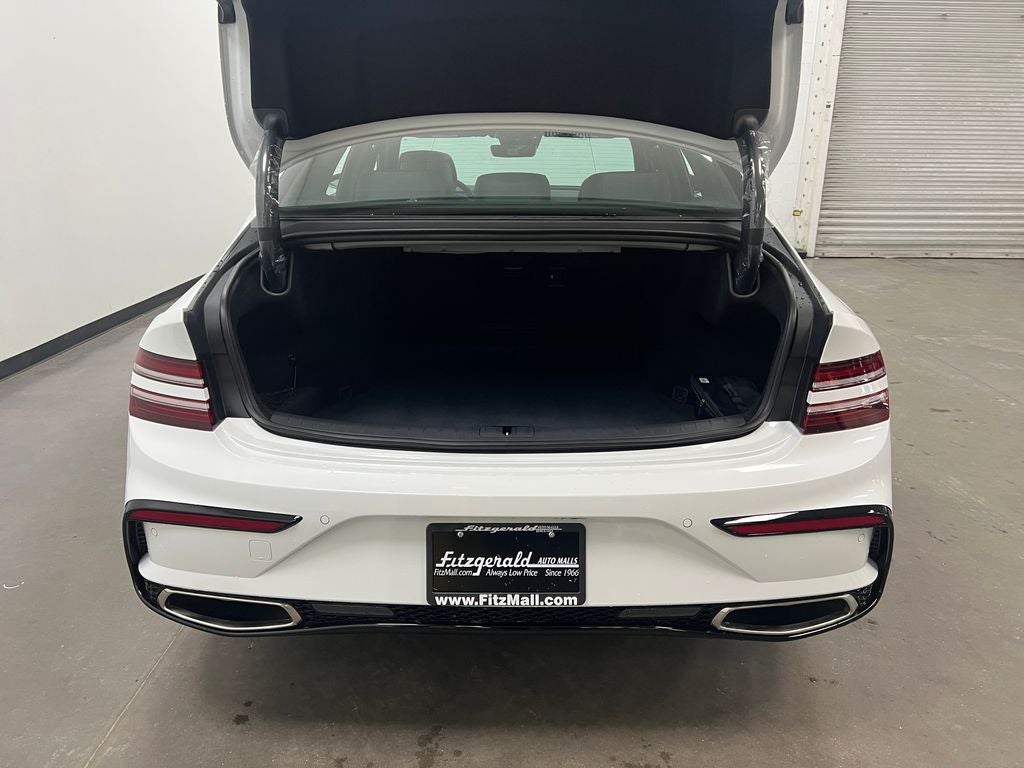 2027 Genesis G80 2.5T Sport Prestige