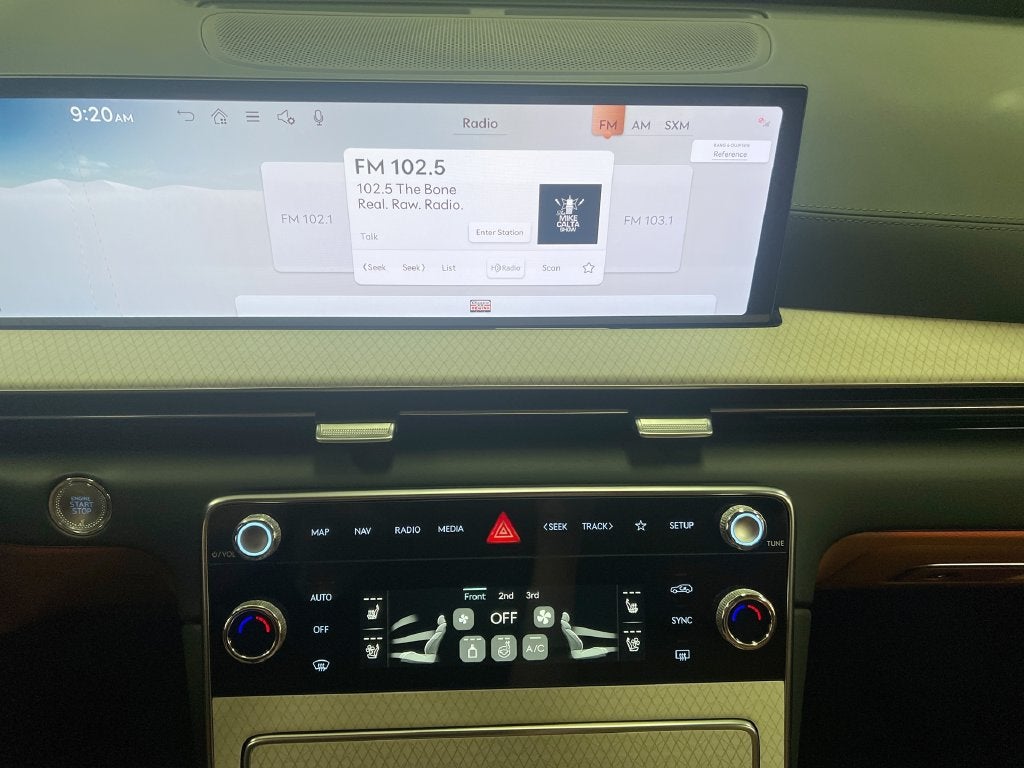 2027 Genesis GV80 2.5T Prestige