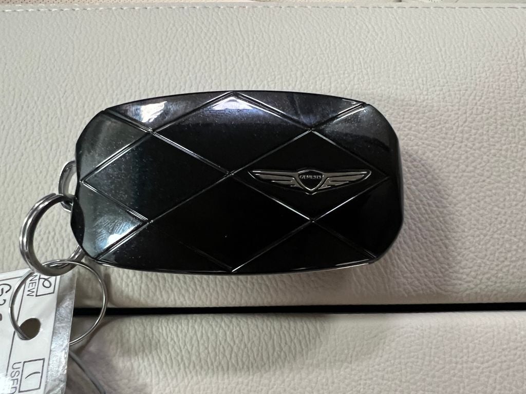 2027 Genesis GV80 2.5T