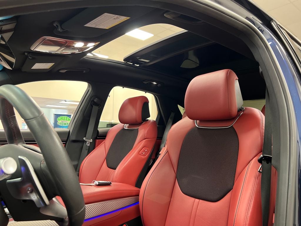 2023 Genesis GV70 2.5T