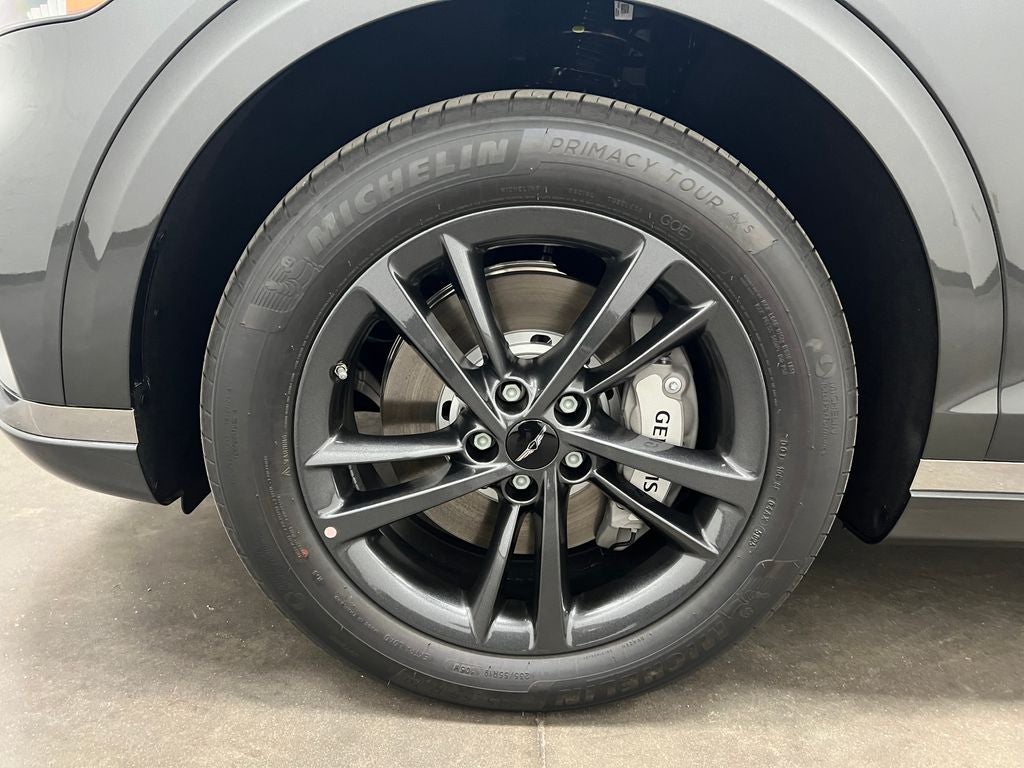 2027 Genesis GV70 2.5T Select