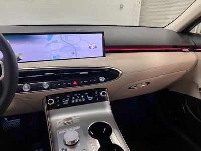 2027 Genesis GV70 2.5T Select