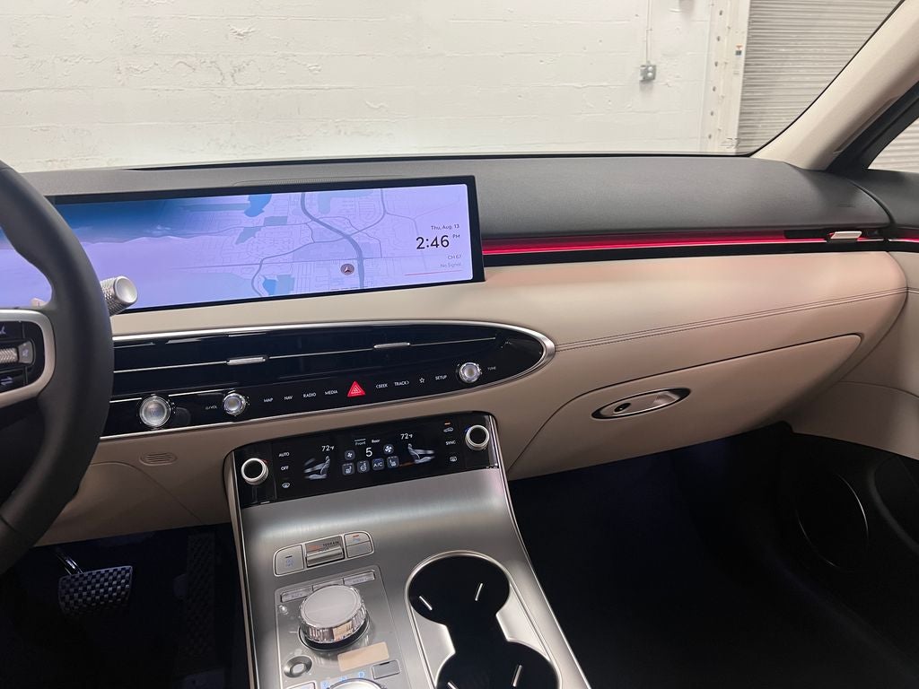 2027 Genesis GV70 2.5T Select