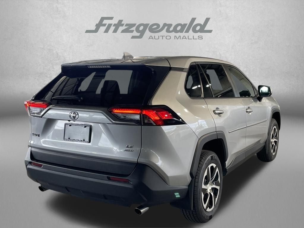 2022 Toyota RAV4 LE