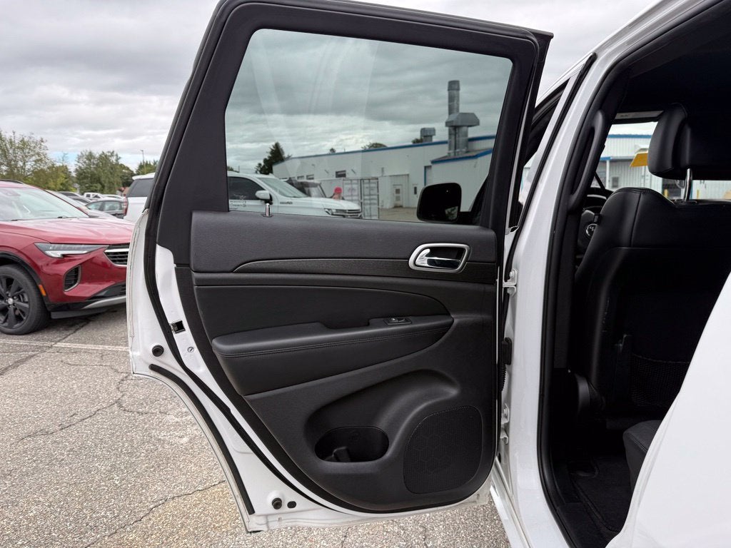 2018 Jeep Grand Cherokee Altitude 4x2