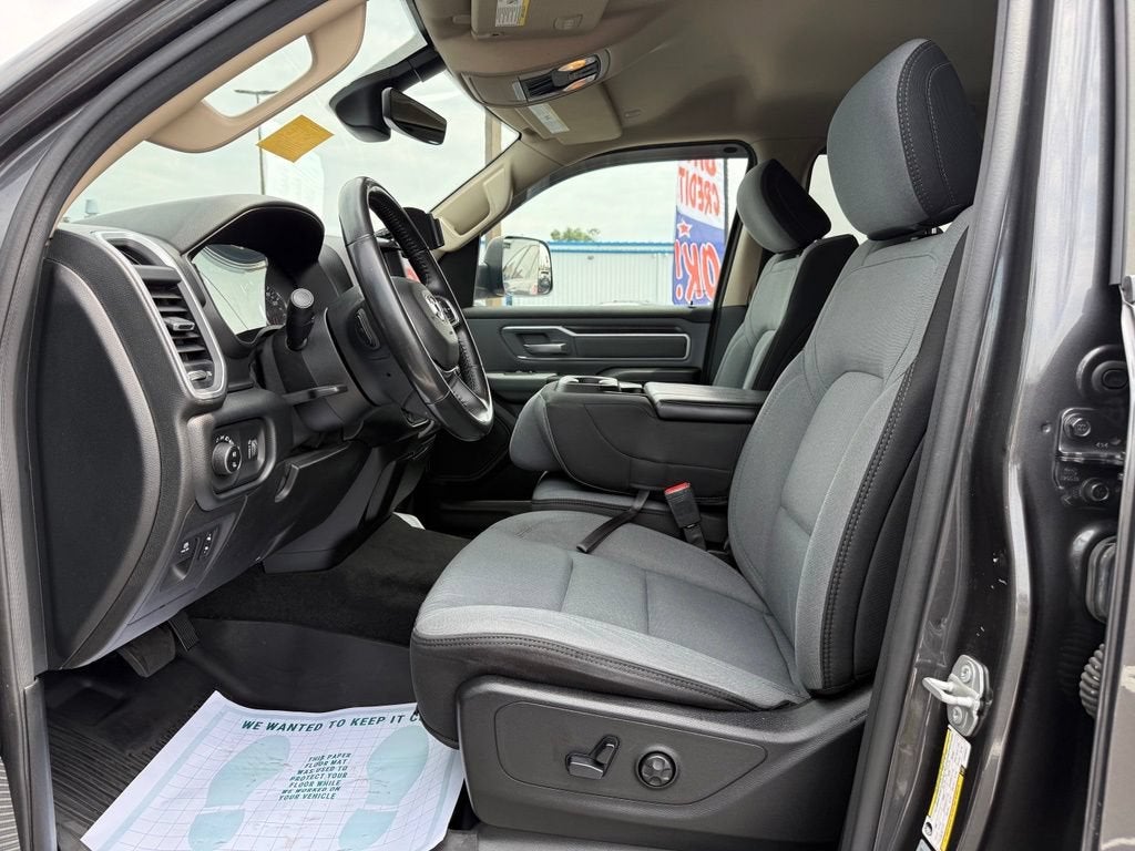 2020 RAM 1500 Big Horn Quad Cab 4x4 6'4" Box