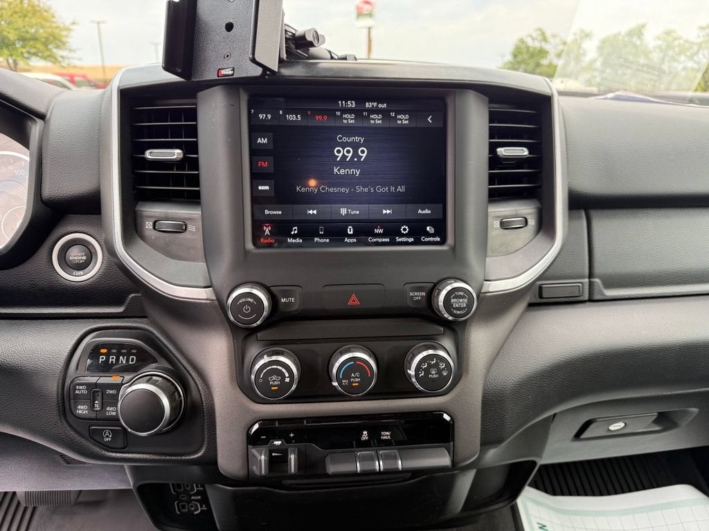 2020 RAM 1500 Big Horn Quad Cab 4x4 6'4" Box
