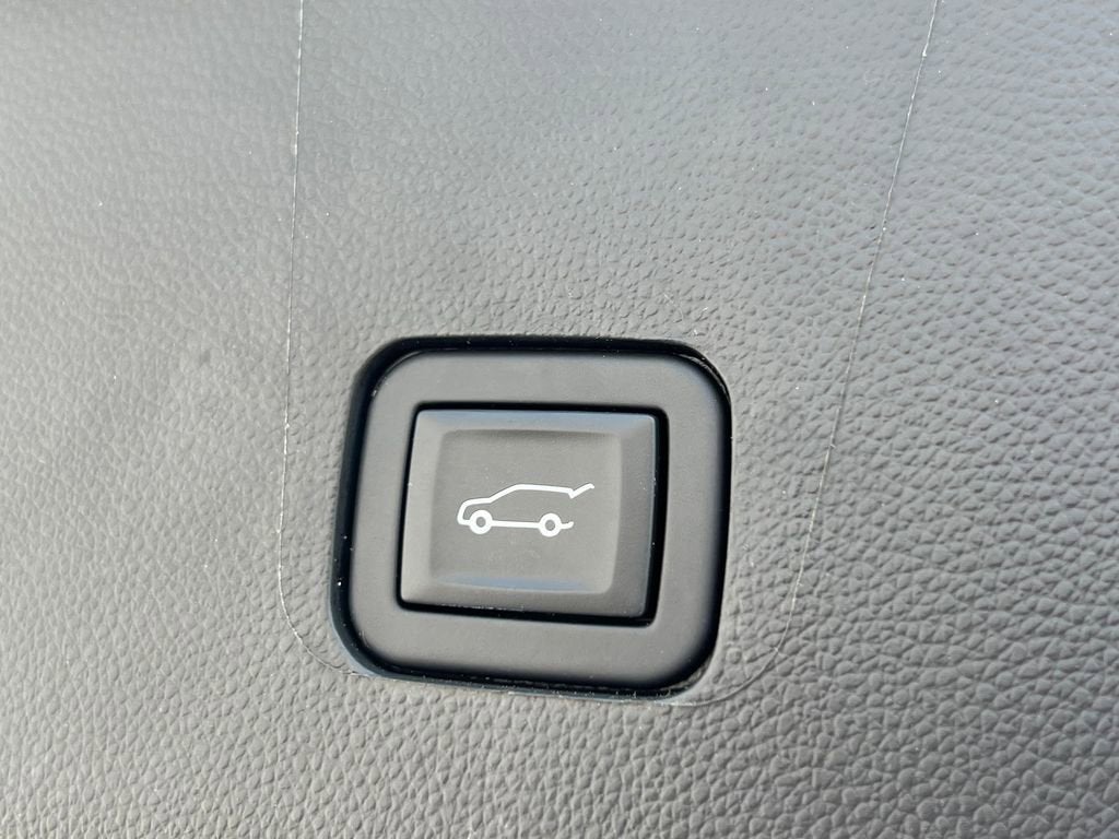 2024 Chevrolet Traverse Limited Premier