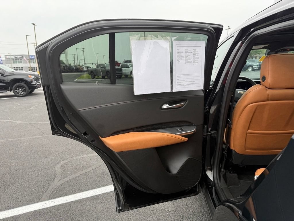 2024 Cadillac XT4 Sport