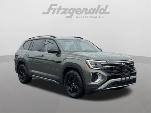 2024 Volkswagen Atlas 2.0T Peak Edition SE w/Technology