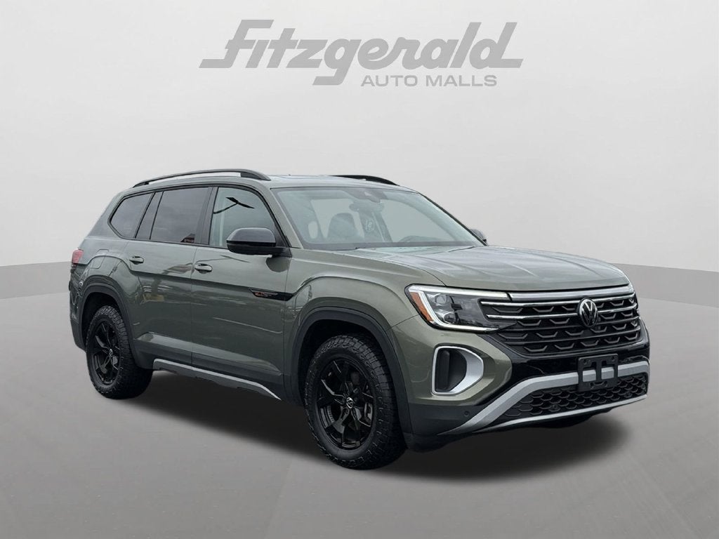 2024 Volkswagen Atlas 2.0T Peak Edition SE w/Technology
