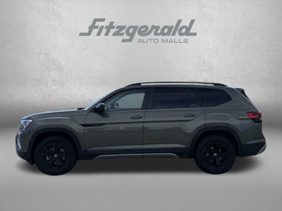 2024 Volkswagen Atlas 2.0T Peak Edition SE w/Technology