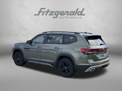 2024 Volkswagen Atlas 2.0T Peak Edition SE w/Technology