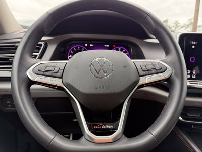 2024 Volkswagen Atlas 2.0T Peak Edition SE w/Technology