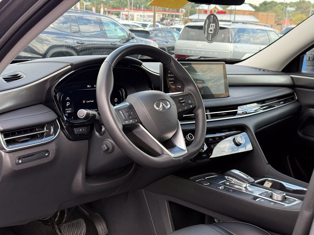 2024 INFINITI QX60 LUXE