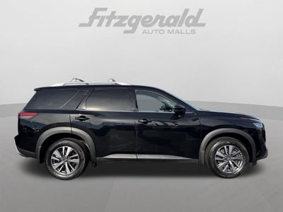 2024 Nissan Pathfinder SL 4WD