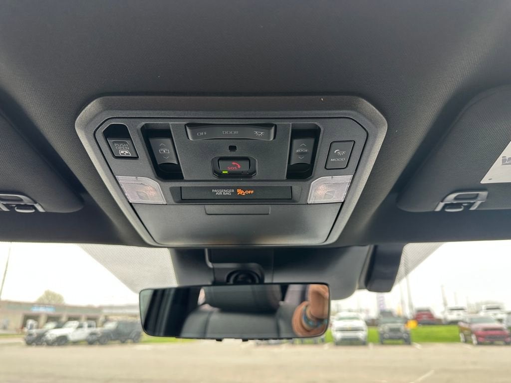 2024 Toyota Tundra Hybrid Platinum 4WD