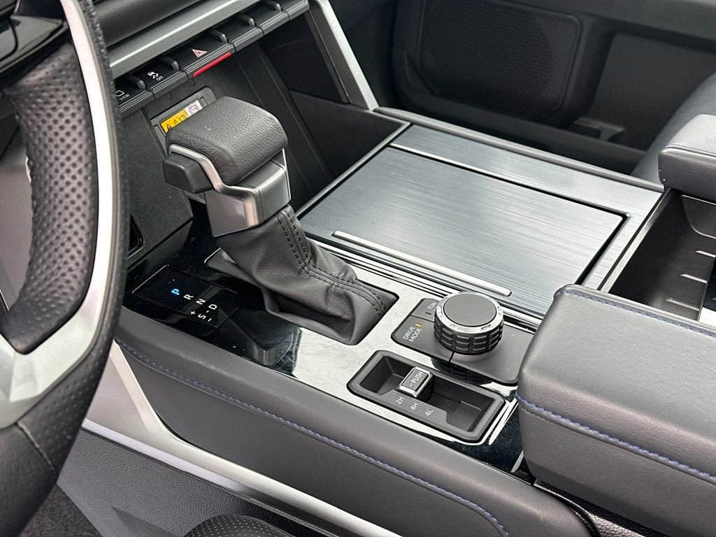 2024 Toyota Tundra Hybrid Platinum 4WD