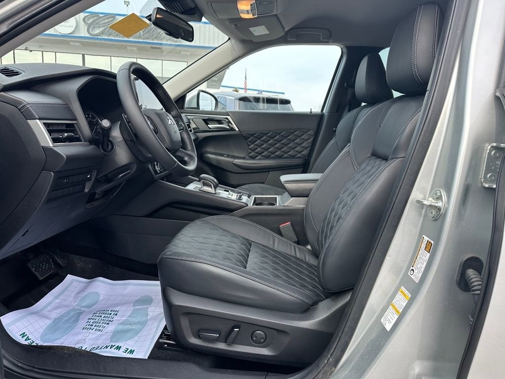 2022 Mitsubishi Outlander SEL Special Edition 2WD