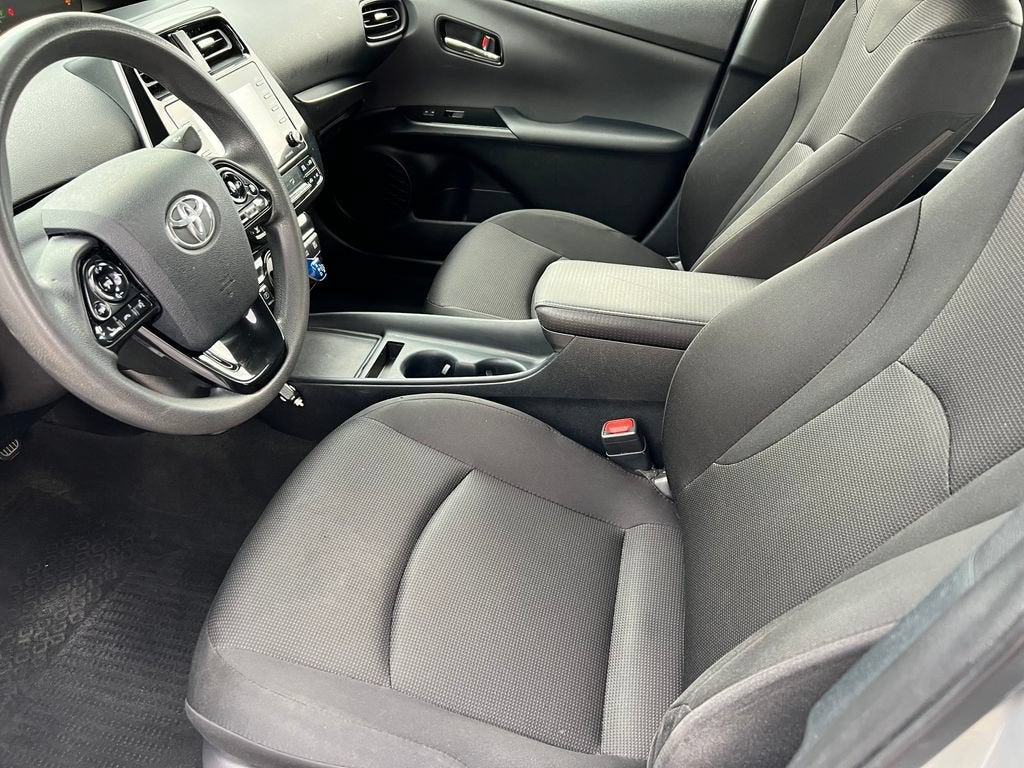 2022 Toyota Prius XLE