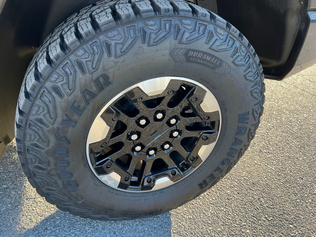 2024 GMC HUMMER EV SUV 2X