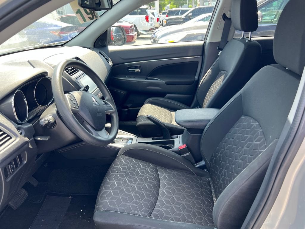 2024 Mitsubishi Outlander Sport S