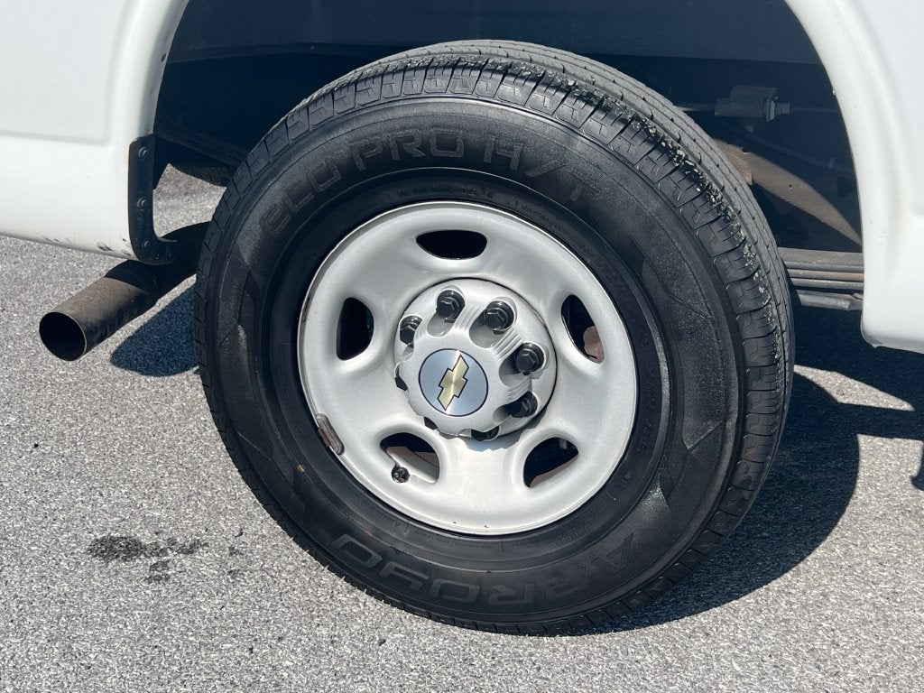 2023 Chevrolet Express Cargo 2500 1WT