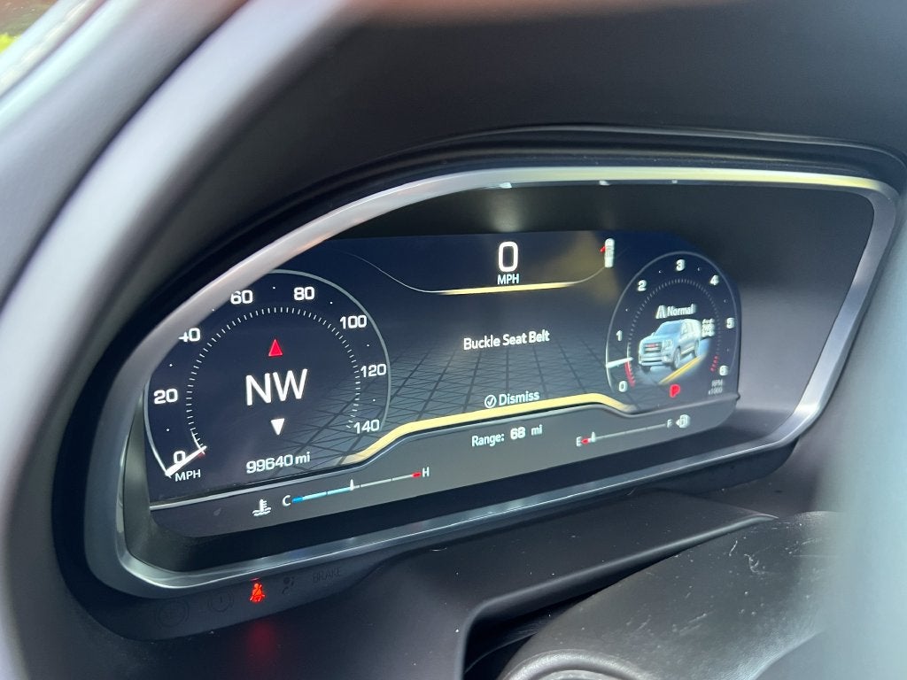 2023 GMC Yukon SLT