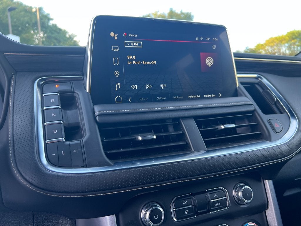 2023 GMC Yukon SLT