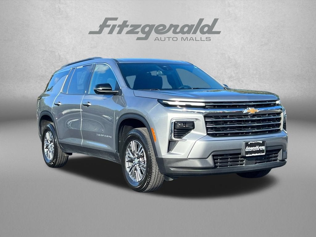 2024 Chevrolet Traverse LT