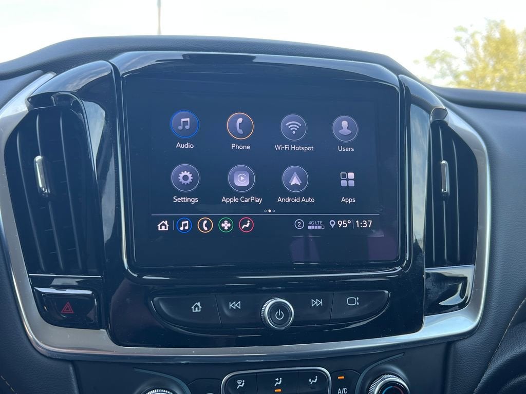 2021 Chevrolet Traverse LT Cloth