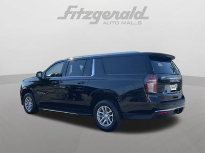 2023 Chevrolet Suburban LT